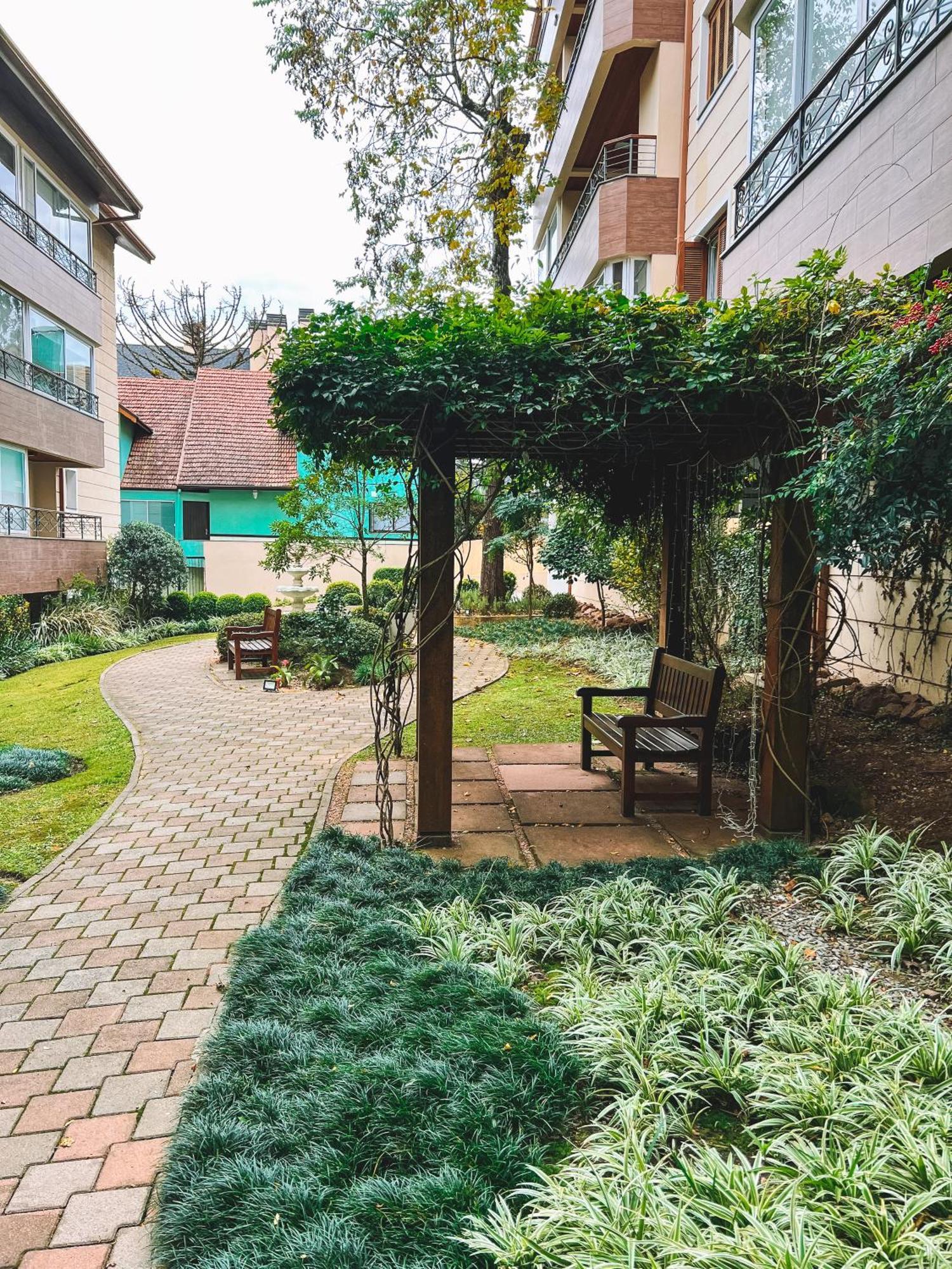 Apto A 3 Minutos Da Rua Coberta De Gramado Ngoại thất bức ảnh